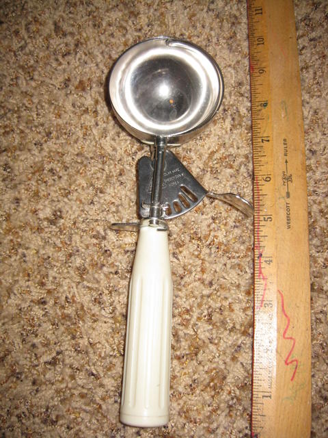 Hamilton Beach Ice Cream Cookie Scoop Vintage Stainless Model 66