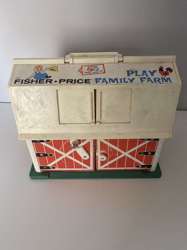 Fisher Price Barn Farm 915 Some Damage