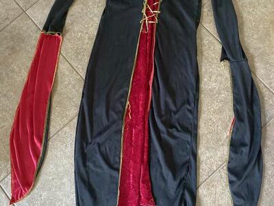 Midevil Dress Youth Large 10-12 Halloween Costume