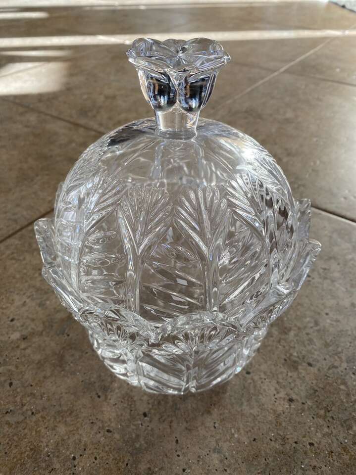 Fifth Avenue Crystal Candy Dish