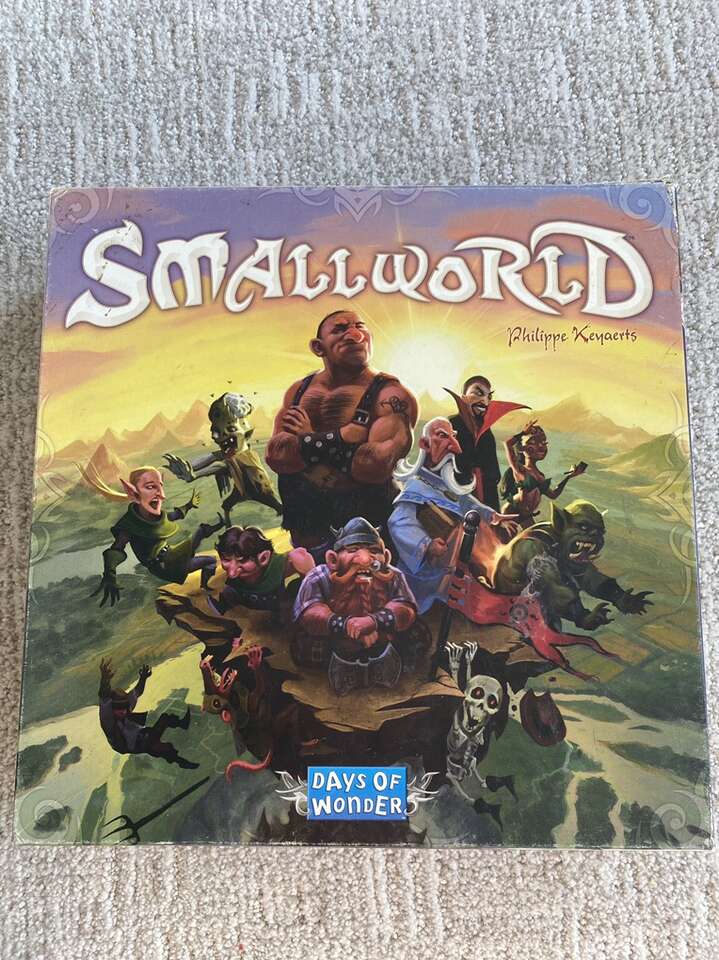 Days Of Wonder Small World Board Game