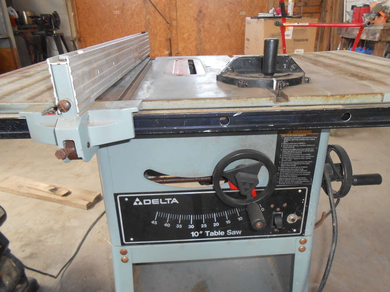 TABLE SAW SHARPENER MITRE SAW