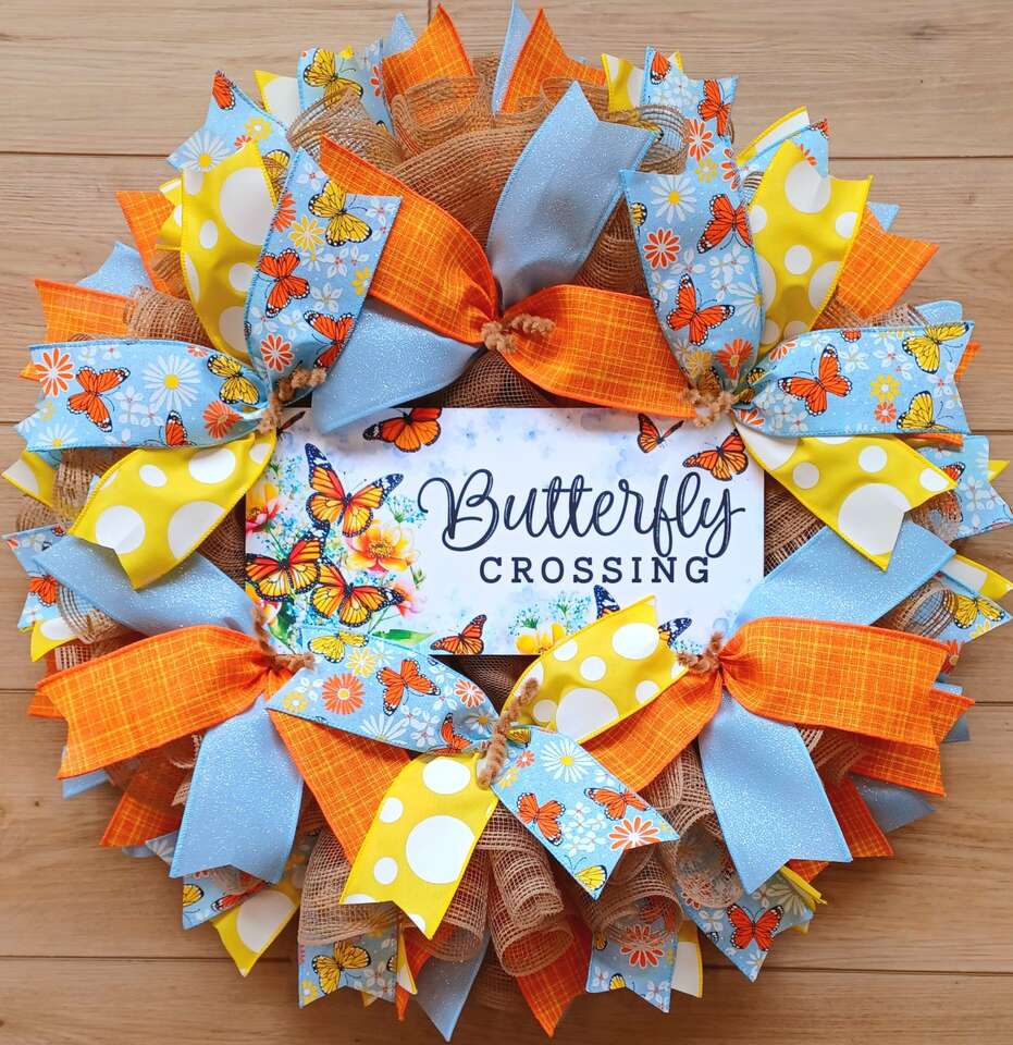 Spring and Summer Wreath with Butterflies Crossing