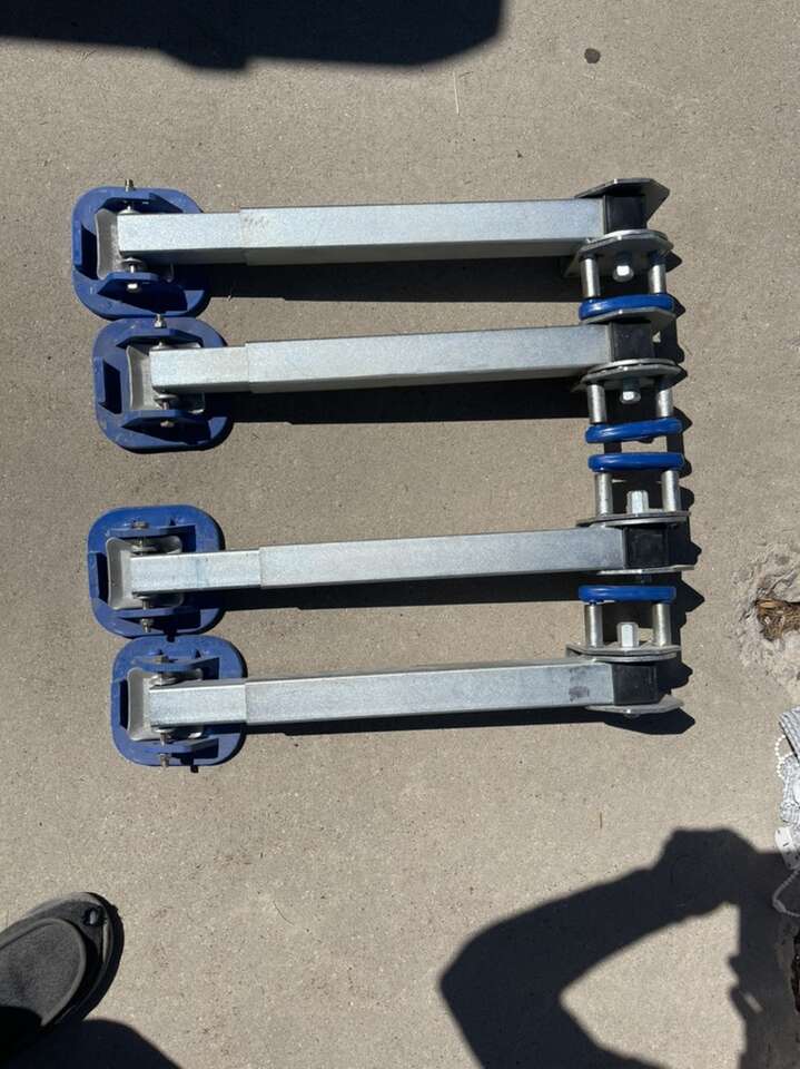 Fold Up Trailer Stabilization Jacks