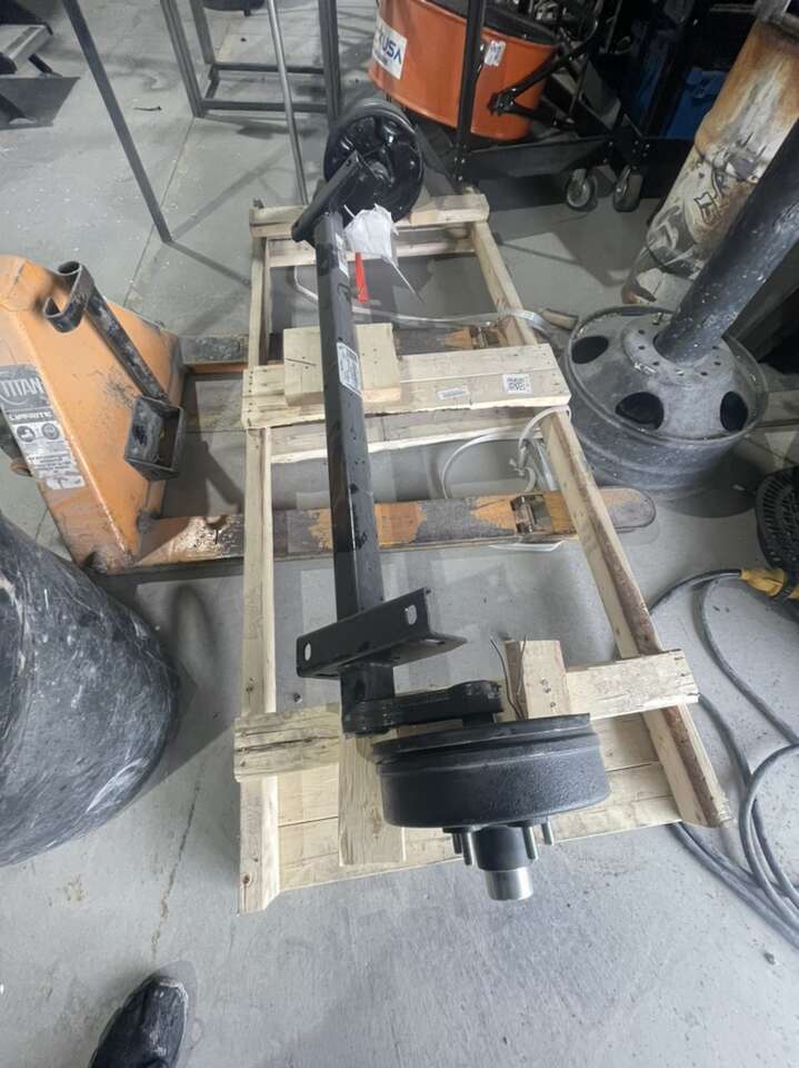 New 3,500lb Lippert Axle