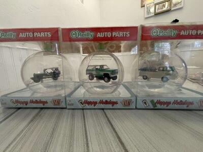M2 O'Reilly Exclusive Christmas Ornaments