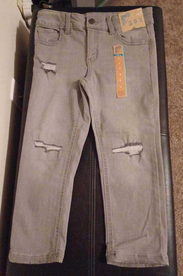 Gray Destressed Jeans