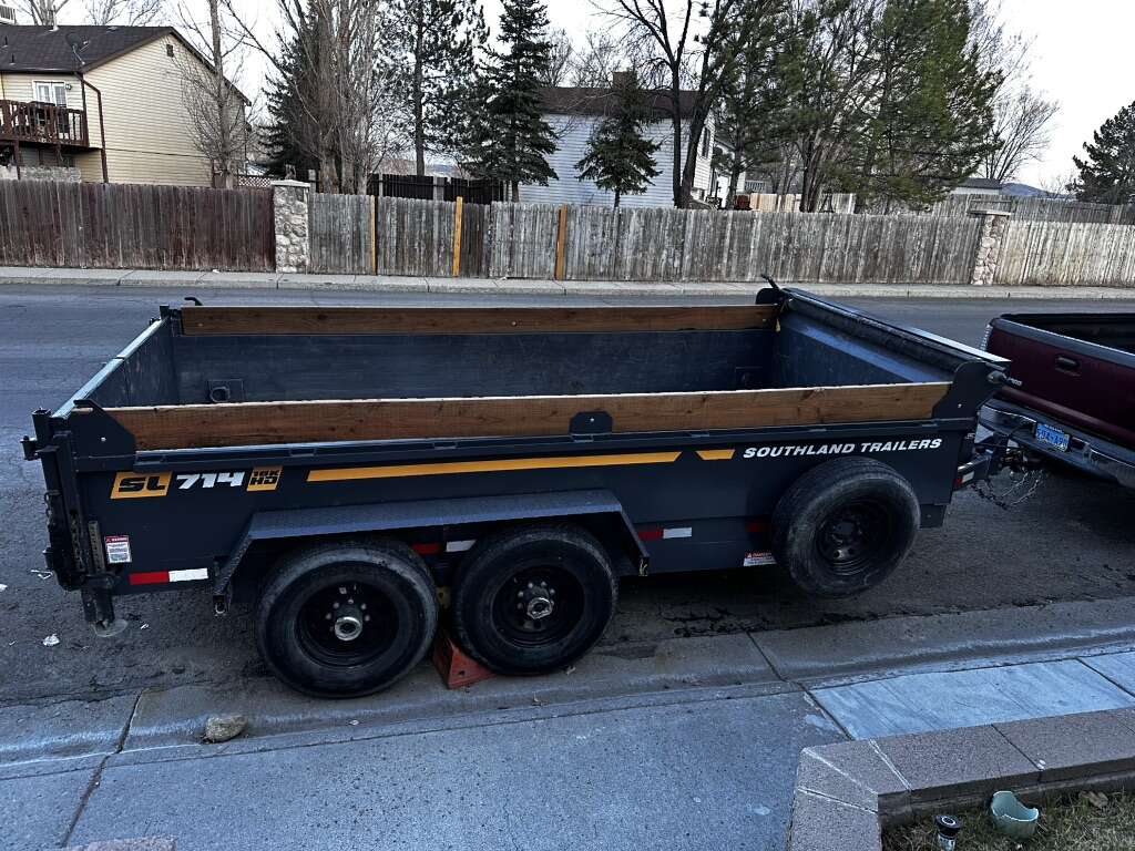 Dump trailer Rental
