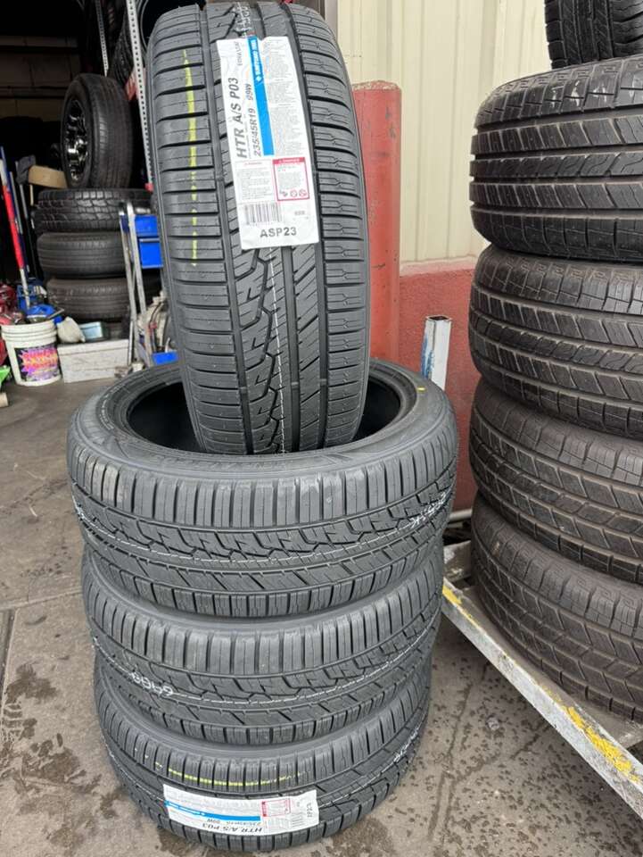 BRAND NEW TIRES 235/45R19 SUMITOMO HTR A/S P03