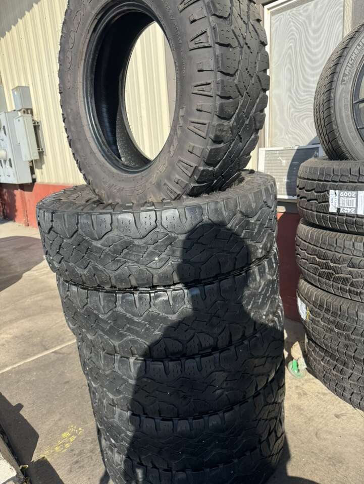 6 USED TIRES LT235/80R17 GOODYEAR WRANGLER DURA