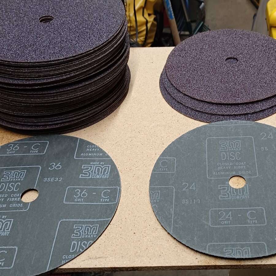Grinding discs. Sanding disks