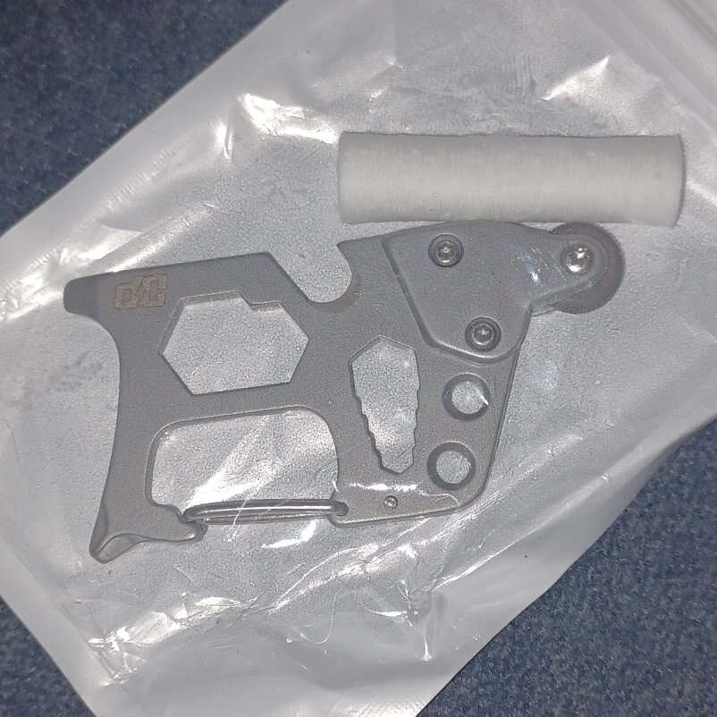 NEW 8 in 1 Multi Tool Keychain with Fire Starter