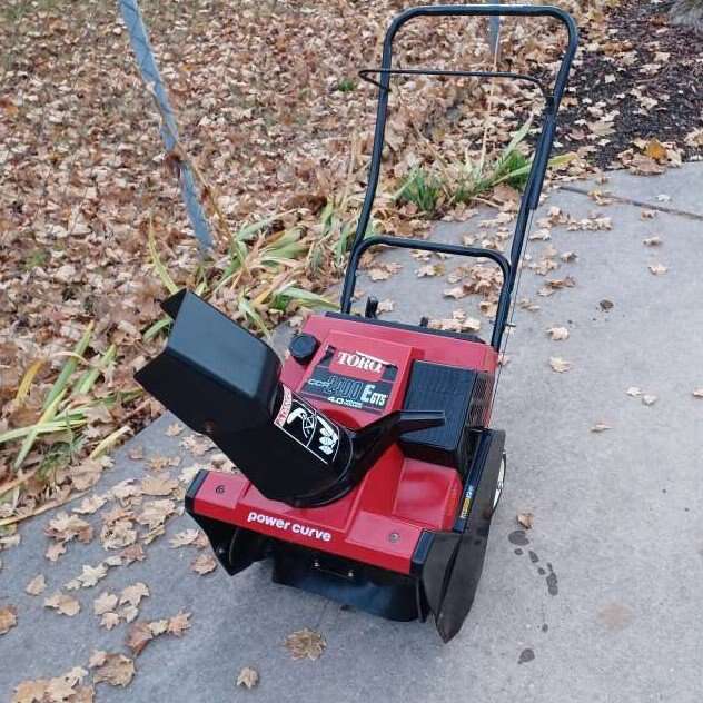 Toro CCR 2400 EGTS Snowblower