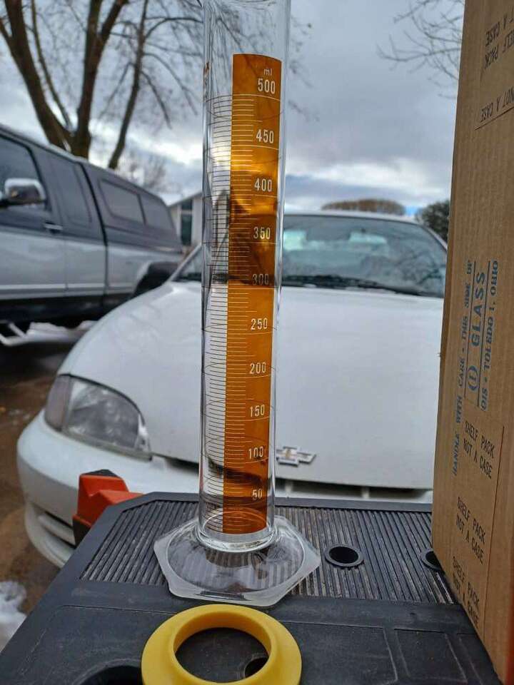 New 500 ml Graduated Cyclinder