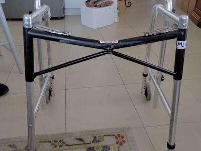 Guardian Strider Medline folding Walker