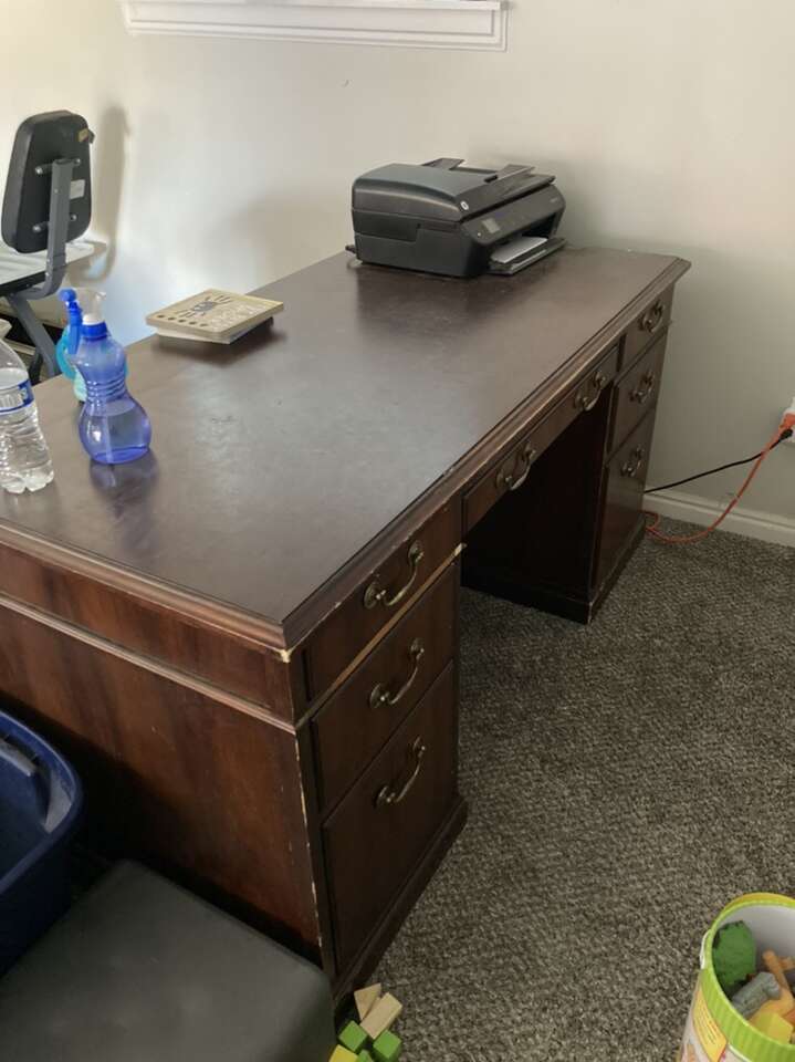 FREE Desk FREE