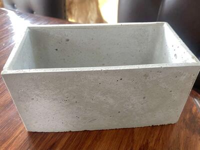 Concrete rectangle planter