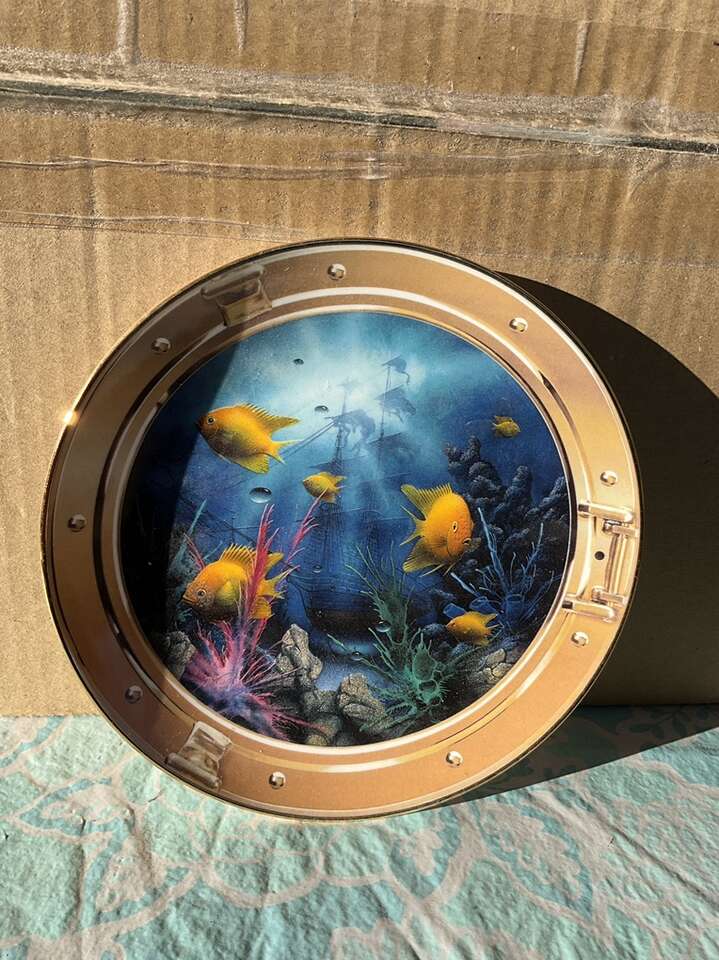 Royal Doulton Pictorial Plate #HA7936