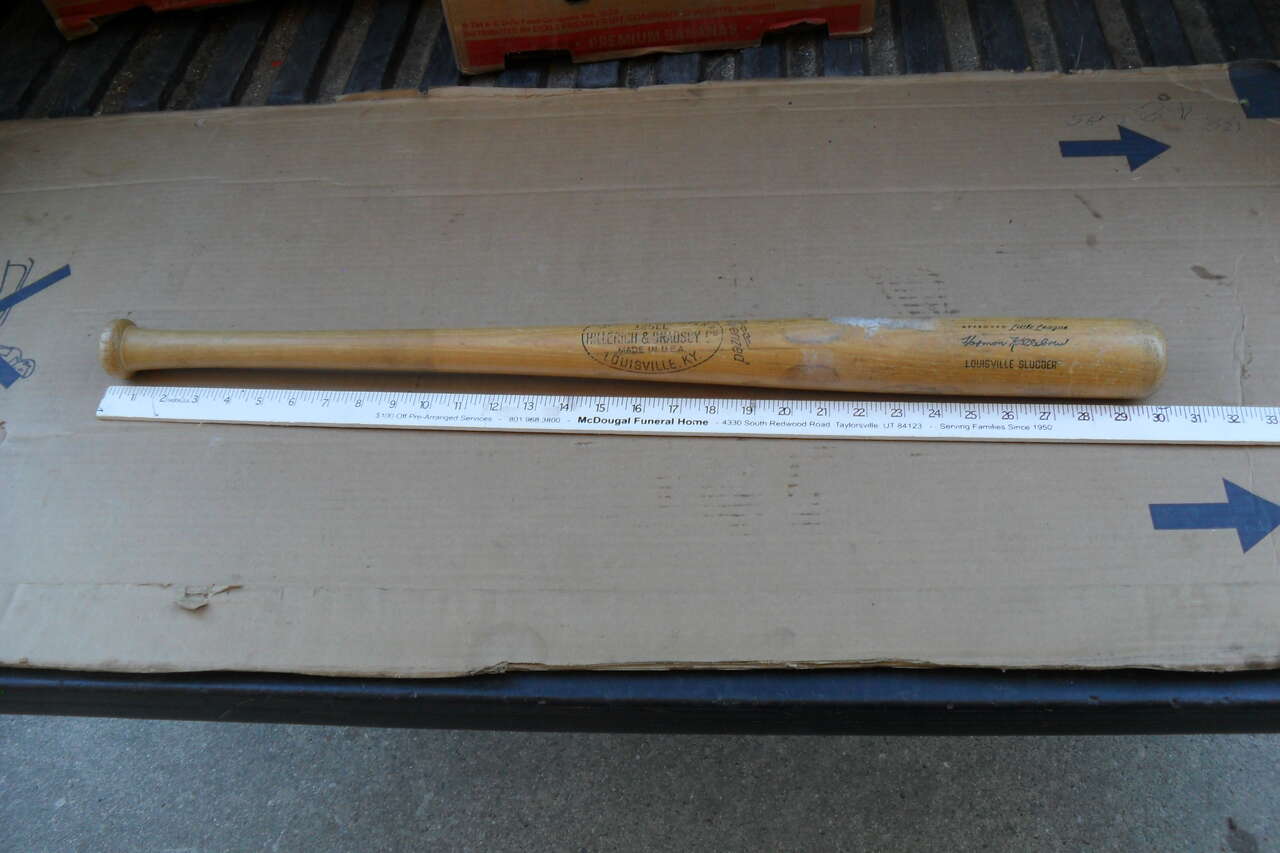 Vintage Louisville Slugger Wood 125S Baseball Bat Harmon Killebrew. $40