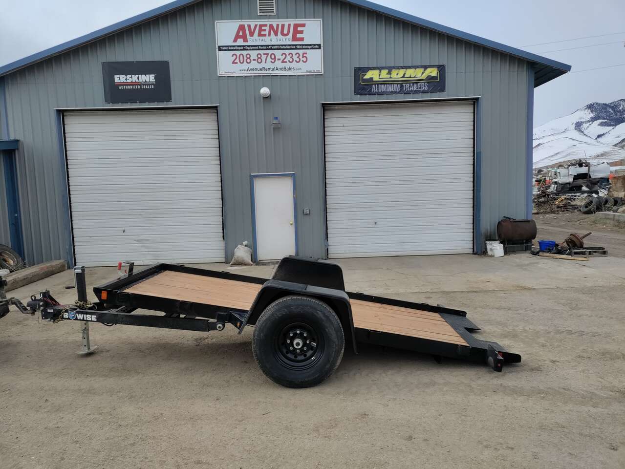Tilt deck Single axle 6000# trailer