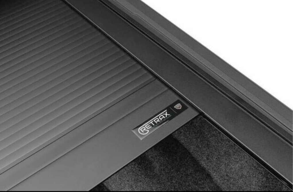 Retrax T-60741 Metal Tono Cover Nissan Titan NEW