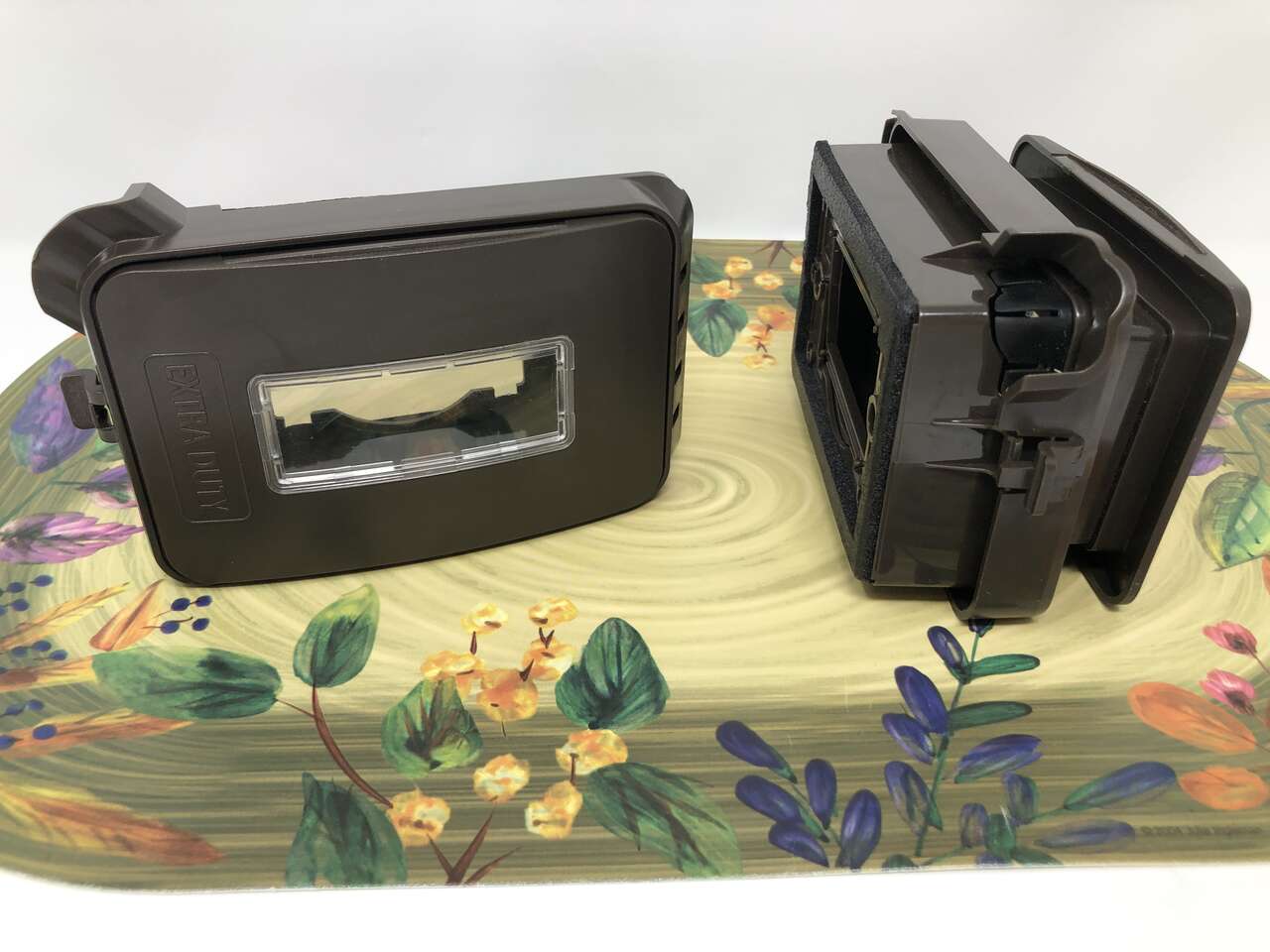 (2) Extra Duty Expandable In-Use Weatherproof Outdoor Outlet Covers