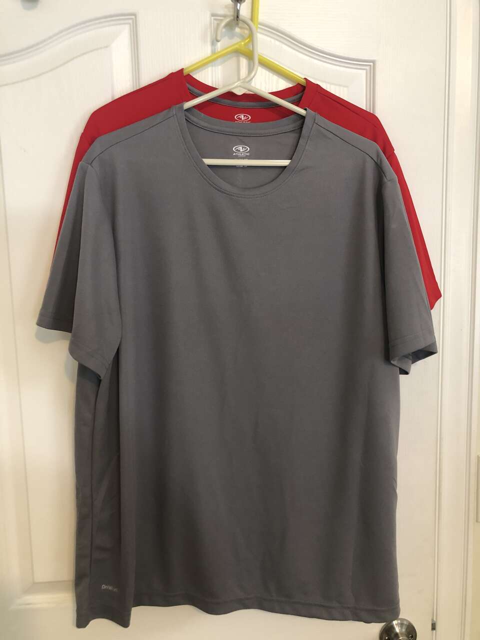 2 Men's XL (46-48) Short-Sleeve Athletic Shirts
