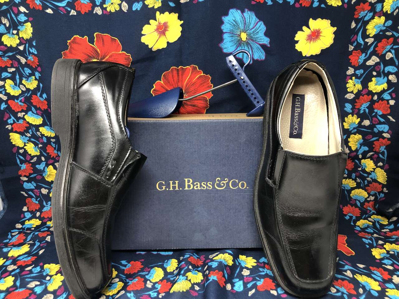 Size 10 Men's Leather Dress Shoes w/Shoe Stretchers