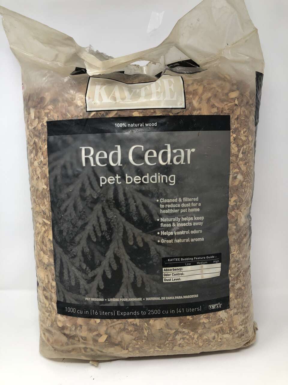 100% natural wood Red Cedar Pet Bedding