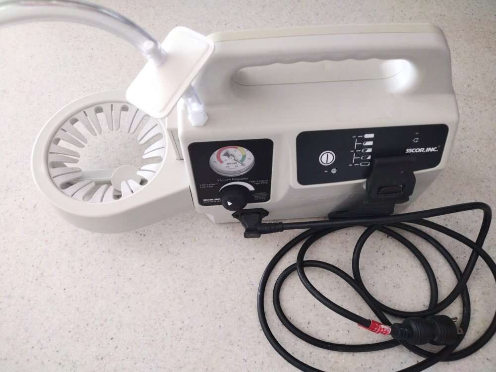 Sscor Portable aspirator/suction pump