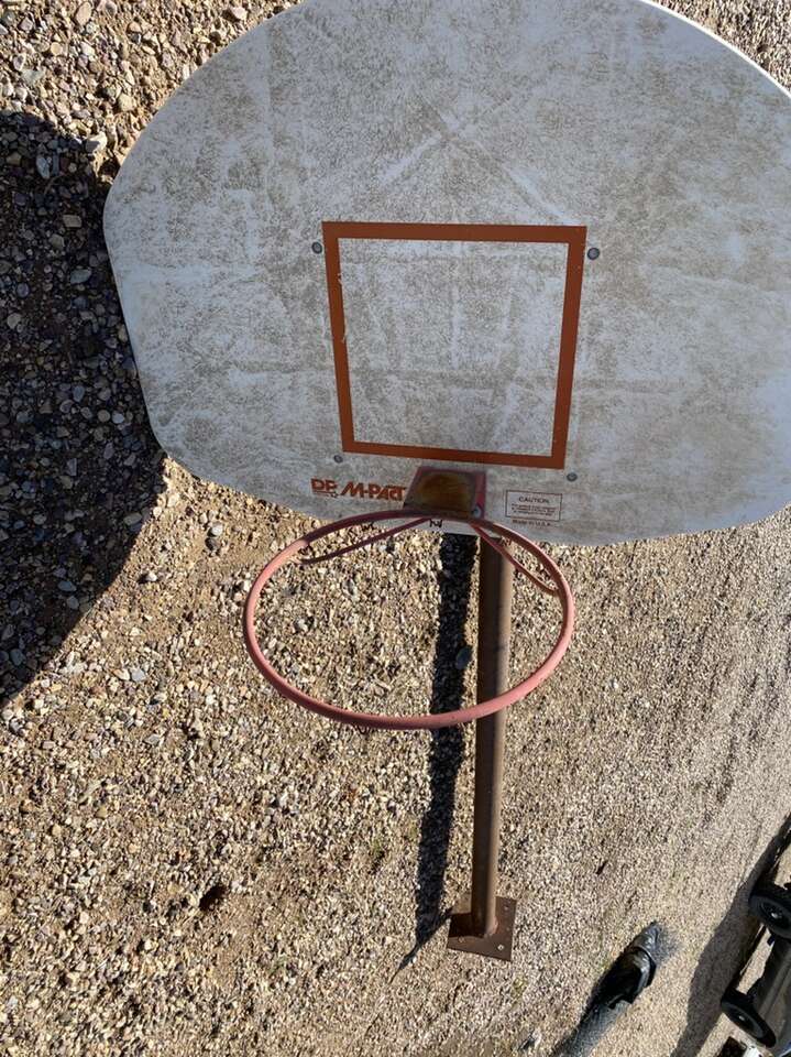 Sturdy Metal Frame Basketball Hoop