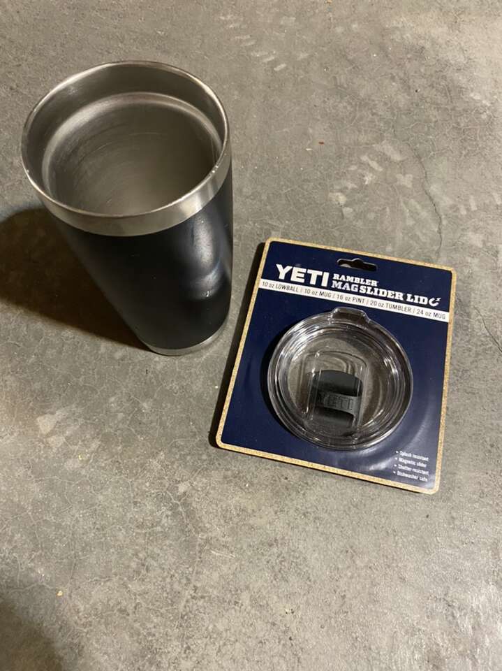 YETI 20 oz. Rambler Tumbler with New MagSlider Lid
