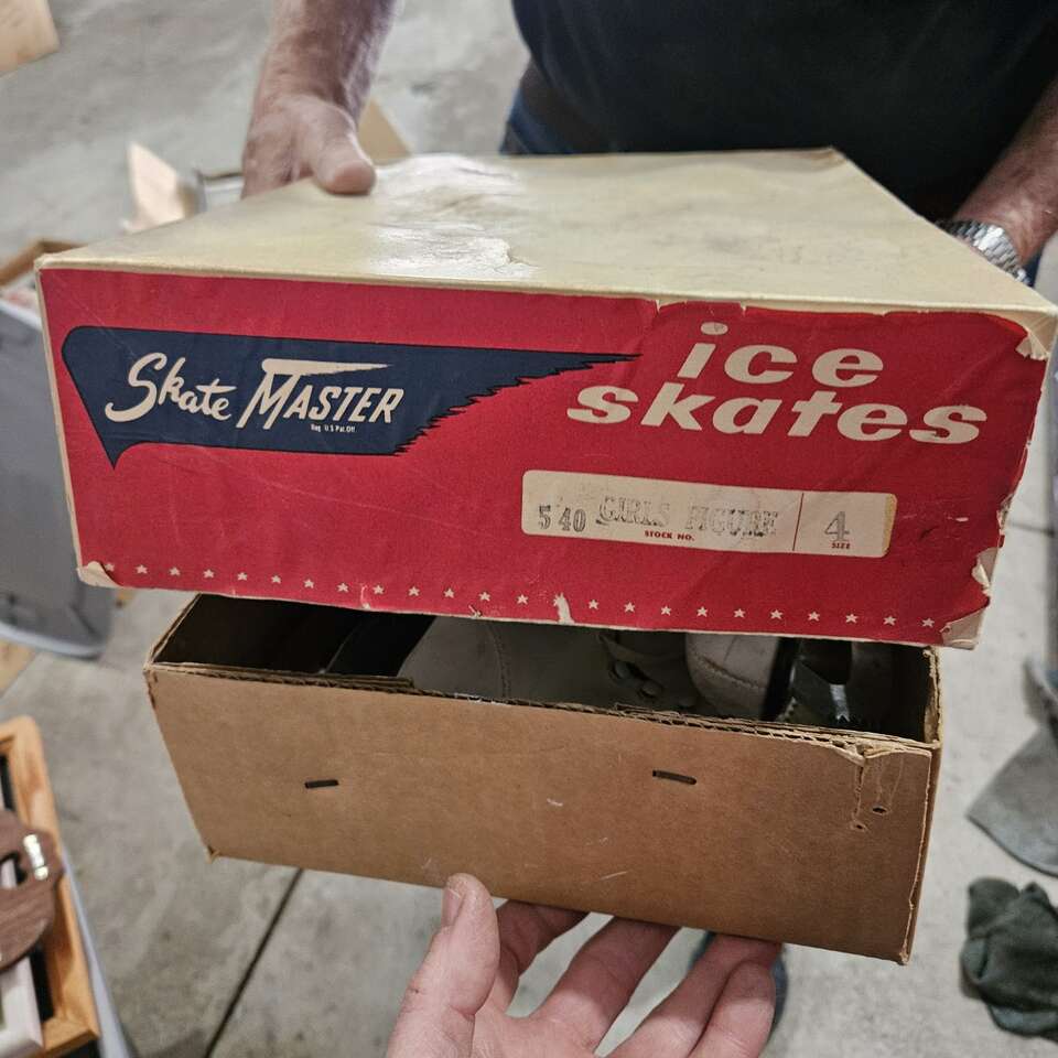 Vintage Collectable Skate Master Ice Skates size 4