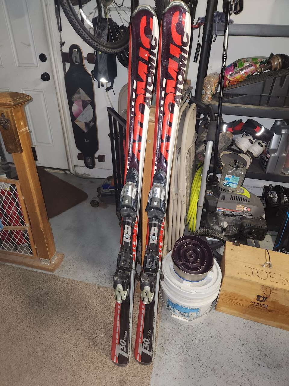 Atomic 148 skis