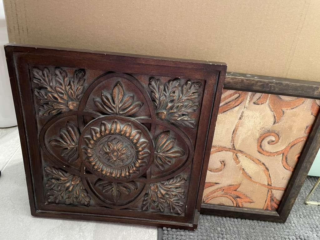 2 Square Art Pieces/ Decor - 1 Canvas & 1 Plaster