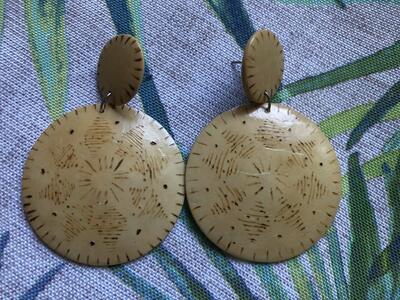 Tropical style earrings