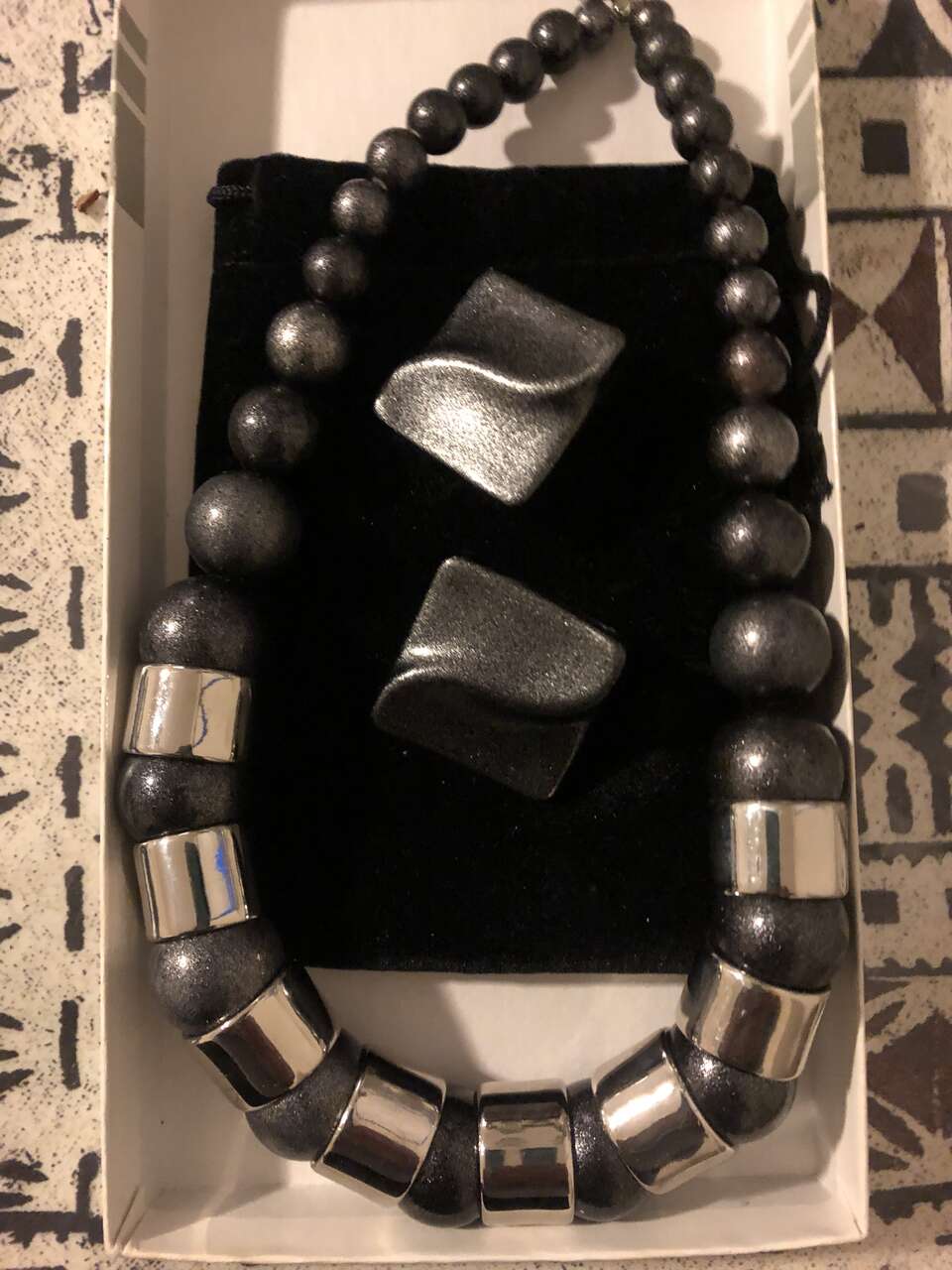 Retro Chunky Necklace and Earring Set