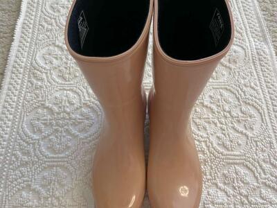 Roma Rubber Boots Size 9 Peach