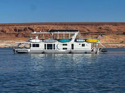 NEW Price Reduction - 2007 1/8th Share of 17 x 75 FT with upper sun deck at Wahweap with 2 – 2021 Sea Doo Sleds