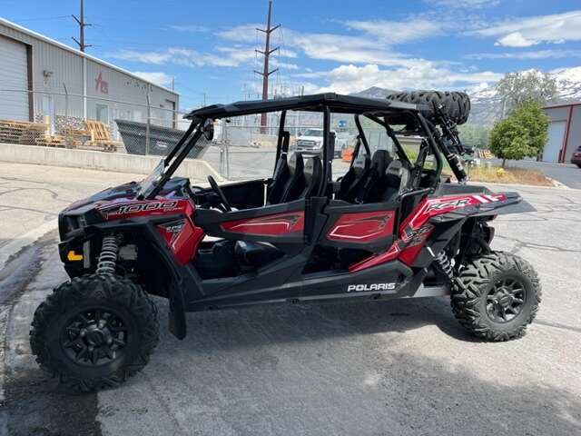 2016 Polaris RZR XP 1000 4 eps