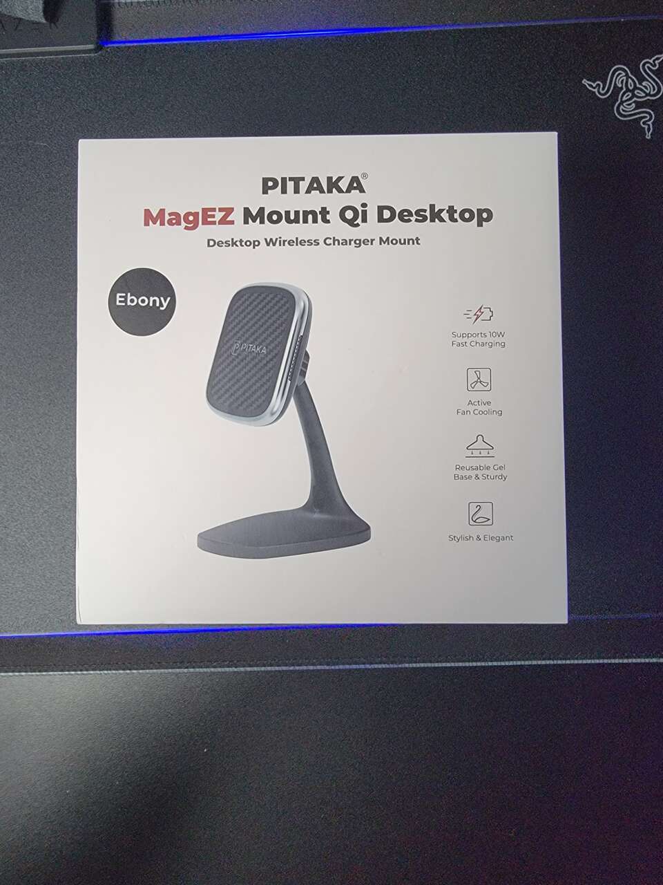 PITAKA Magnetic Charging Stand. Aramid Fiber Carbon Style 360° Rotatable Black (for PITAKA MagEZ Cas
