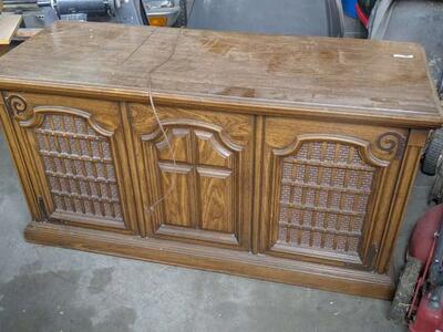 Magnavox console stereo