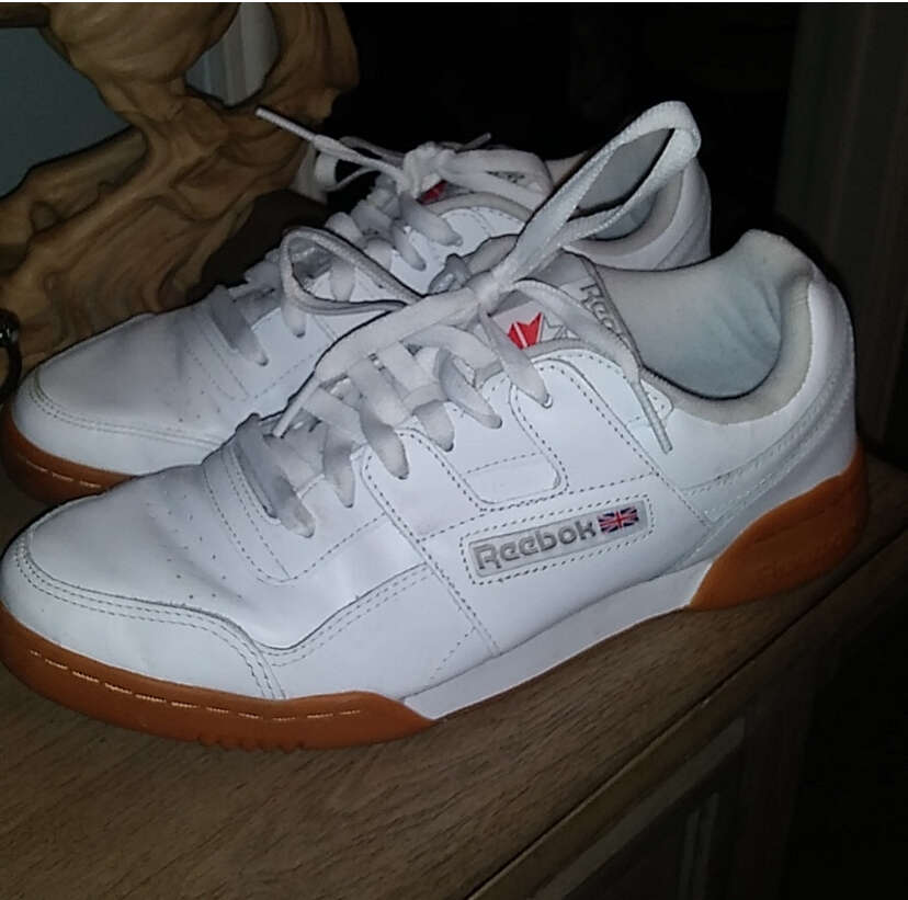 Reebok classic women’s size 8