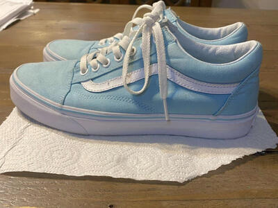 Old Skool Vans light blue M 7.5/ W 9