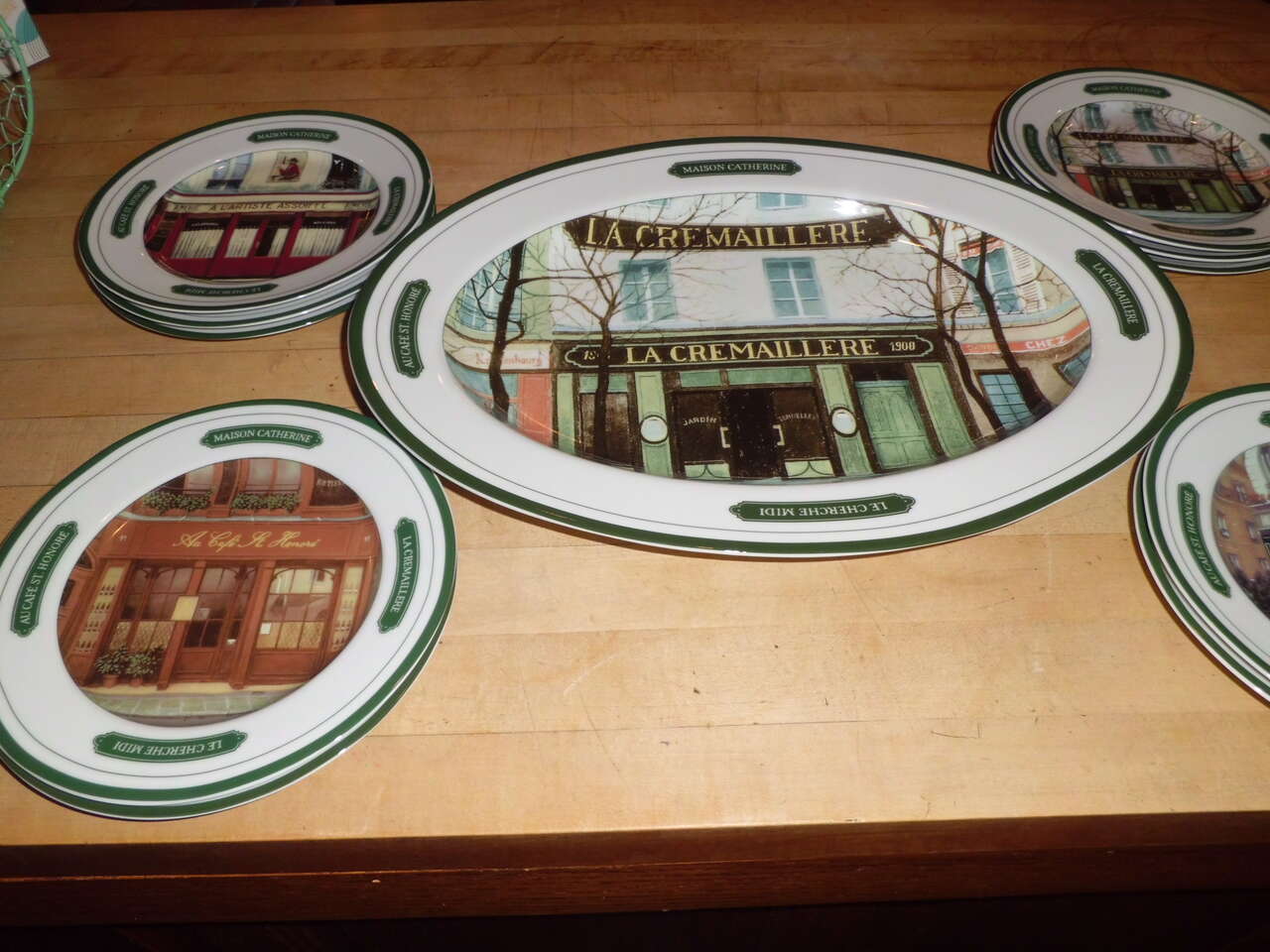 William Sonoma Parisien Masson Catherine serving Platter w/ 10 small Plates