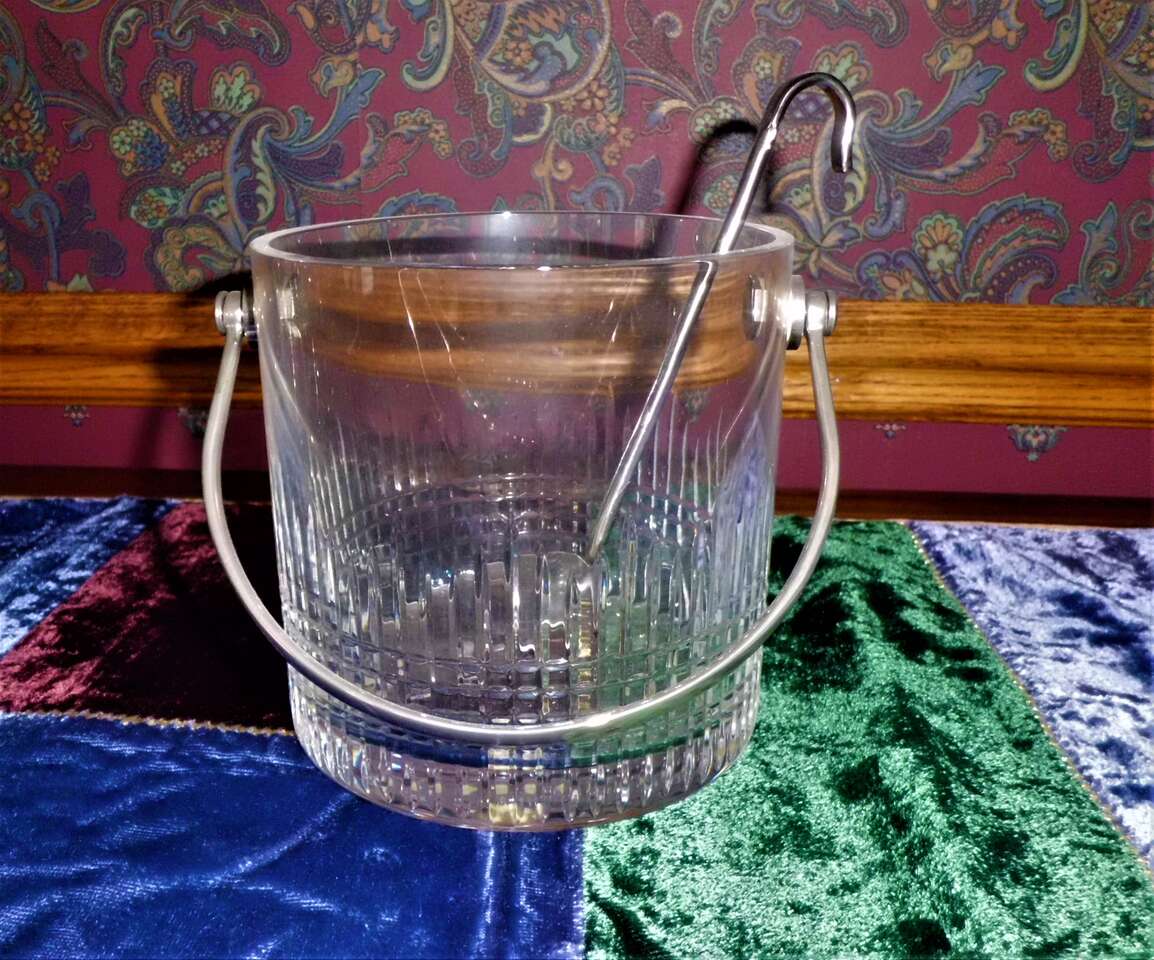 Baccarat "Nancy" Ice Bucket w/ ice spoon