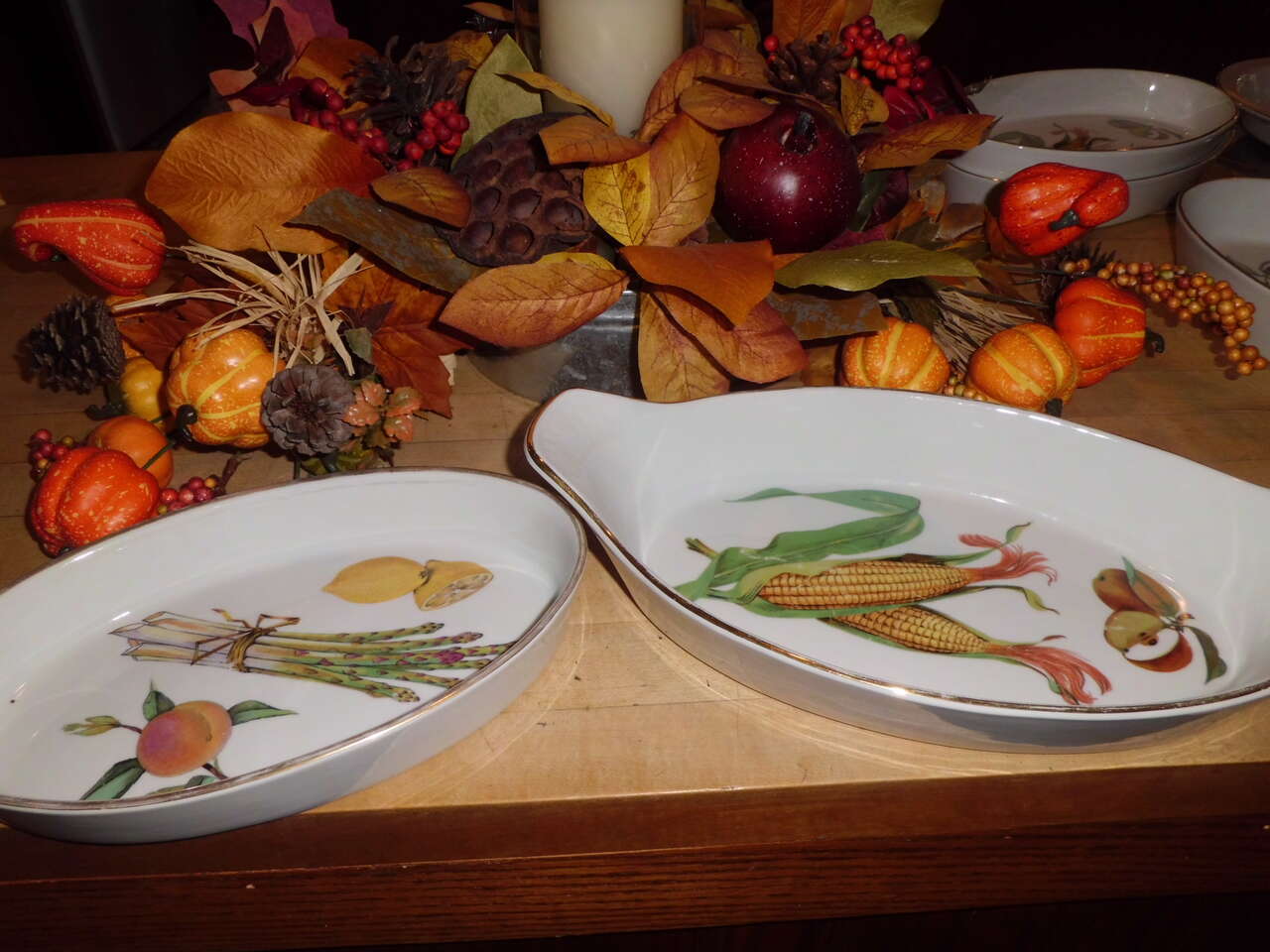 Evansham Gold by Worcester Serving/Baking Dishes