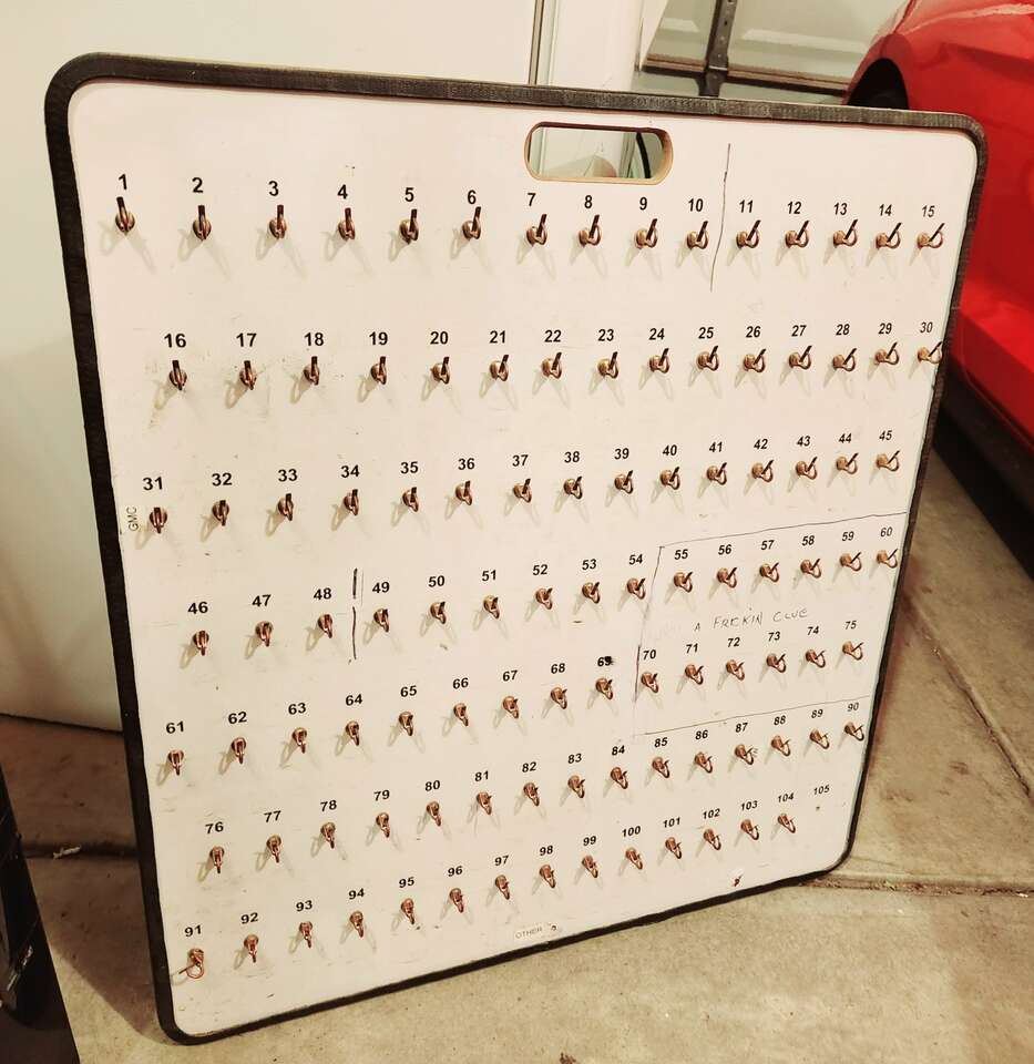 Car dealer Key organizer board, hold 105 keys