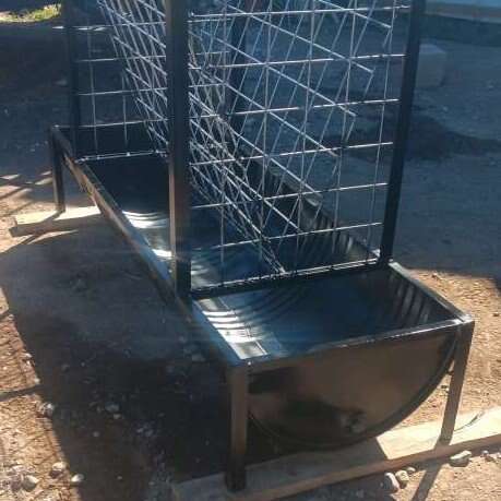 New all steel sheep/goat feeder FREEDELIVERY IN UT