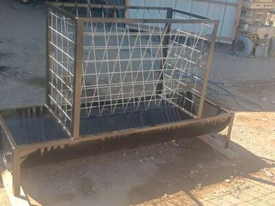New all steel sheep/goat feeder FREEDELIVERY IN UT